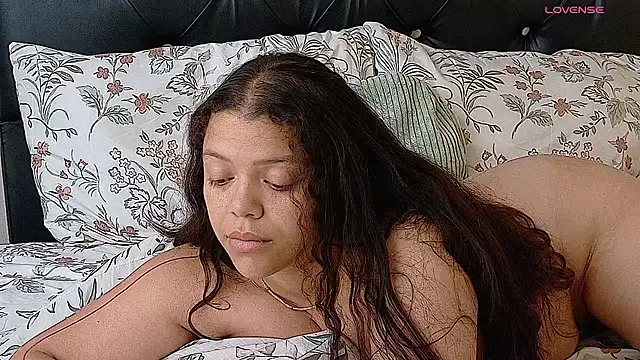 Amanda sweet online show from April 19, 6:10 pm