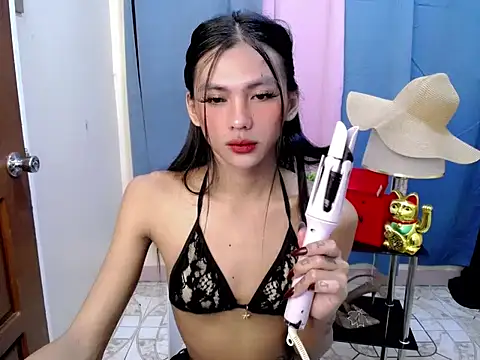 Ur latinahotpaprika online show from June 2, 12:33 am
