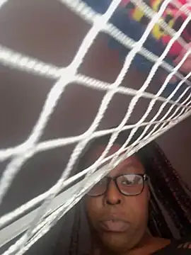 BGDACOCOBARBEEE online show from March 16, 1:15 pm