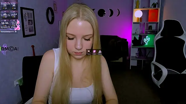 Snapshot of miki-niki chatting on September 25, 1:21 pm miki-niki online show from September 25, 1:21 pm