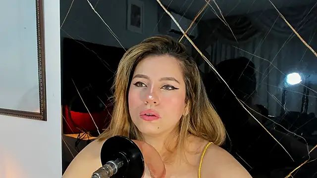 abby blond  online show from January 8, 11:58 am