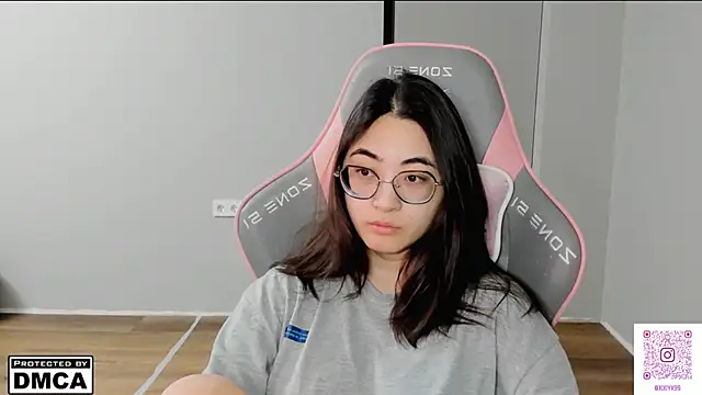 MeilideQian1 online show from February 23, 3:51 am