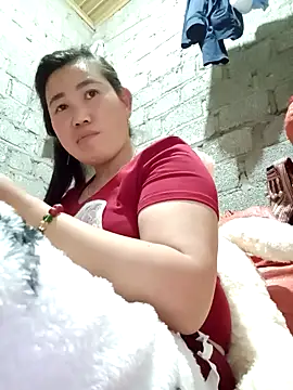 jienrrr online show from October 3, 2:11 pm