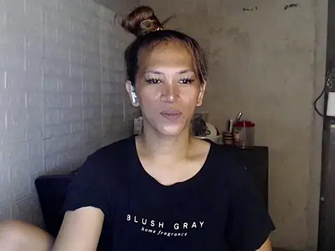 isabellabigcock06 online show from April 9, 2:22 pm