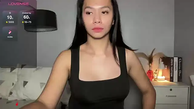 Snapshot of Demi_Maddison chatting on October 10, 4:45 pm Demi Maddison online show from October 10, 4:45 pm