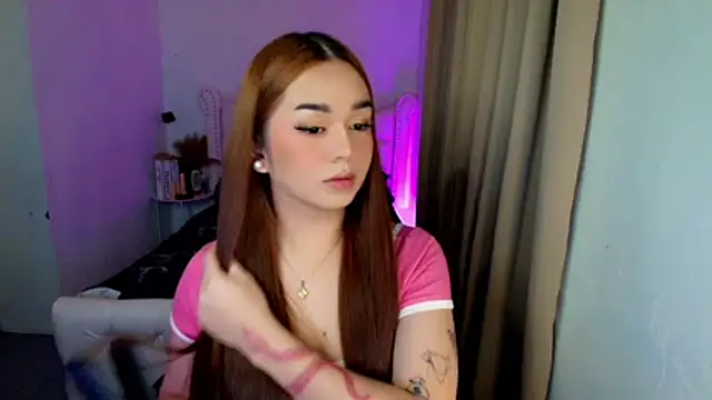 sofiahot365 online show from October 17, 9:07 pm