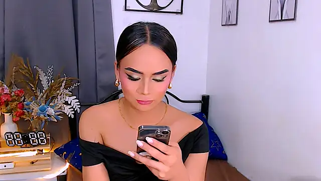 Zialustts online show from February 26, 4:39 pm