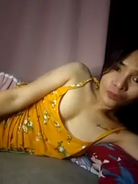 sweetsasha68 online show from June 14, 12:49 pm