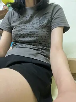 meomeo2k6 online show from September 27, 2:46 pm