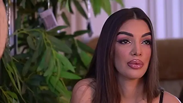 KendalJolly online show from November 4, 7:24 am