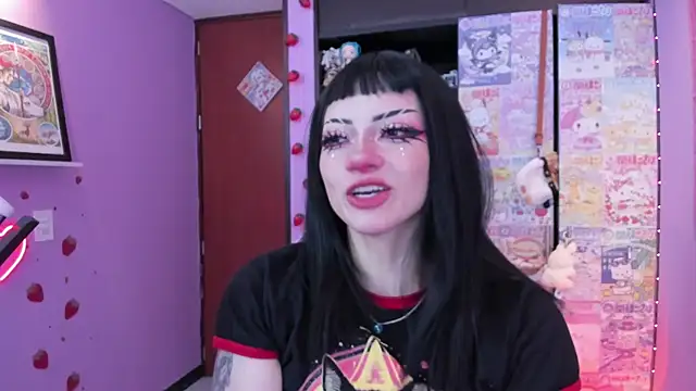 Vero Osb  online show from November 28, 11:41 pm