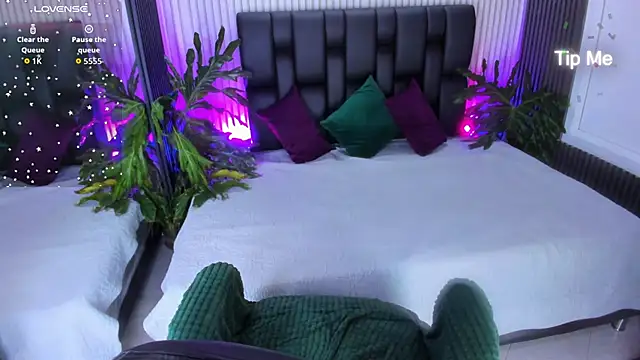 AriebonyBrooke online show from November 5, 11:59 am