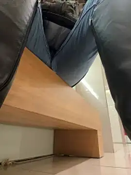 Isabella21  online show from April 5, 3:16 am