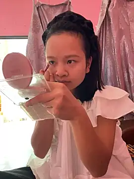 Daisy018 online show from October 12, 3:42 am