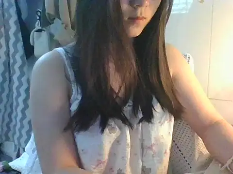 Linzly online show from March 26, 3:08 am