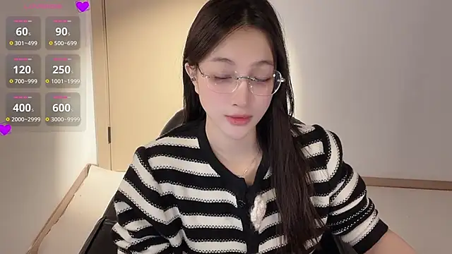 Seraphina-se online show from November 28, 11:30 pm