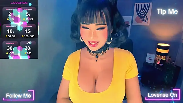 TriciaCumLoader online show from November 8, 5:34 am