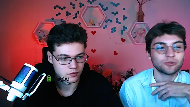 Snapshot of lucas_long_ chatting on October 17, 7:50 pm lucas long online show from October 17, 7:50 pm