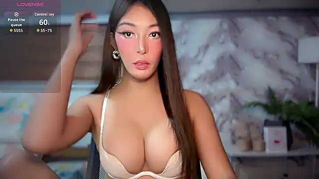 yuminasaixx online show from July 8, 8:49 am