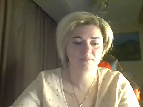 Snapshot of Wymini chatting on September 13, 1:57 am Wymini online show from September 13, 1:57 am