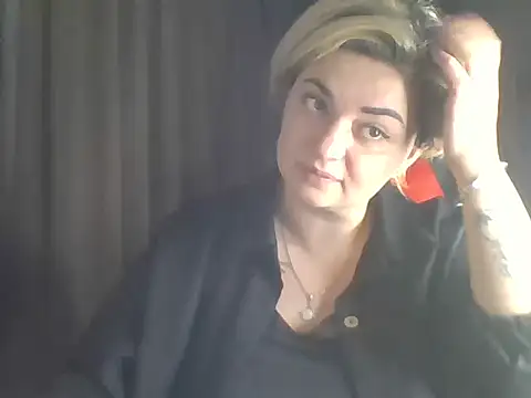 Snapshot of Wymini chatting on September 25, 8:39 pm Wymini online show from September 25, 8:39 pm