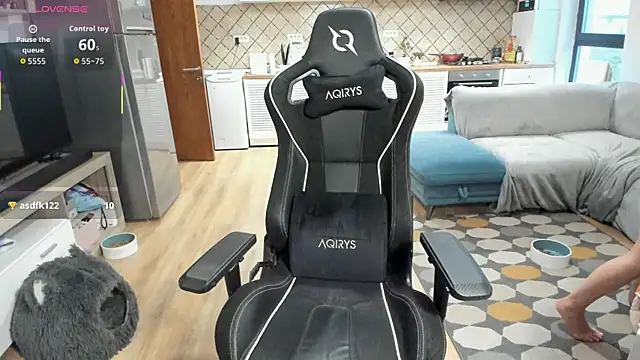 cherry bams online show from September 10, 3:45 pm