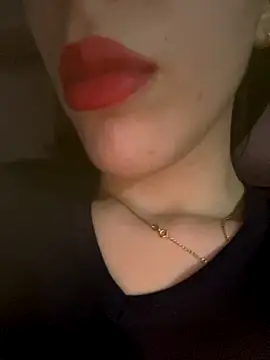 Mimisixo online show from October 2, 11:32 pm