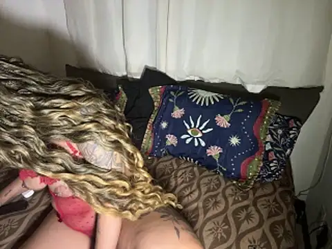 prado bianca online show from June 15, 7:03 pm