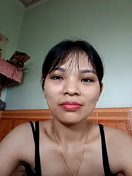 Snapshot of Ocnguyety chatting on October 18, 9:12 am Ocnguyety online show from October 18, 9:12 am