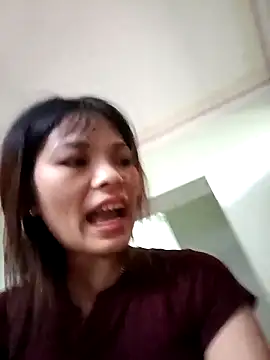 Snapshot of Ocnguyety chatting on October 16, 8:06 am Ocnguyety online show from October 16, 8:06 am