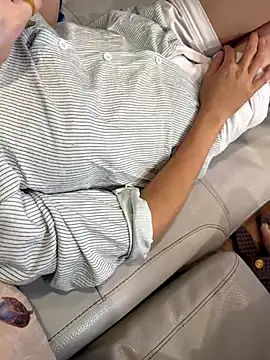 Meii-meyy online show from November 2, 12:41 pm