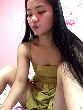 Snapshot of princess_janine chatting on September 16, 9:12 pm princess janine online show from September 16, 9:12 pm