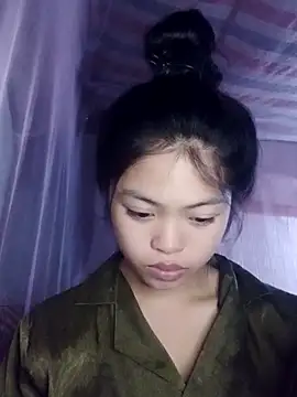 Thy00   online show from November 3, 2:43 pm