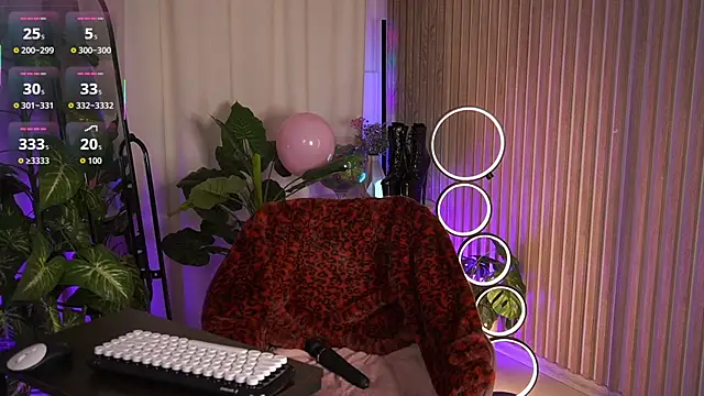 LauraWifeness online show from October 11, 6:29 am