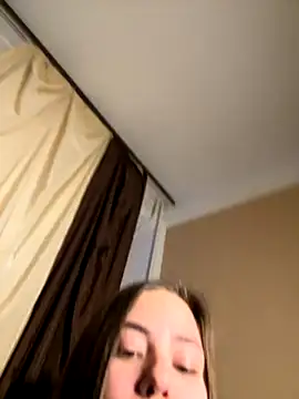 IvoryWood  online show from October 18, 12:30 pm