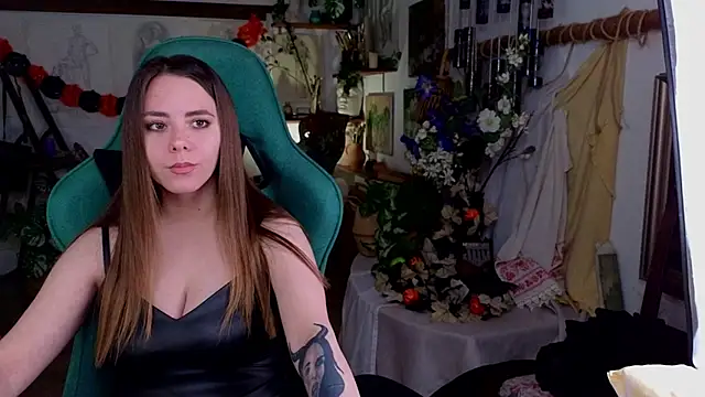 IvoryWood  online show from October 28, 4:35 pm