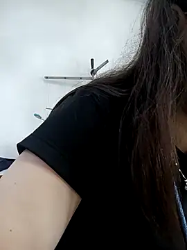 Isabella5 Brown  online show from October 3, 5:07 pm