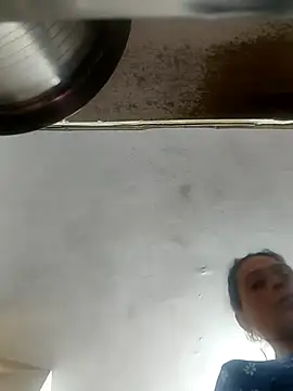 ISHANI-SINGH online show from April 26, 2:53 am