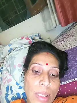 ISHANI-SINGH online show from April 27, 1:52 pm