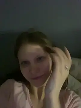 Lunliss online show from October 19, 3:36 pm