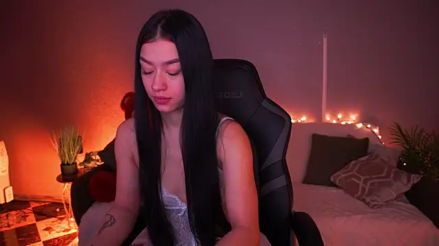 FataleNellie online show from March 10, 10:14 pm