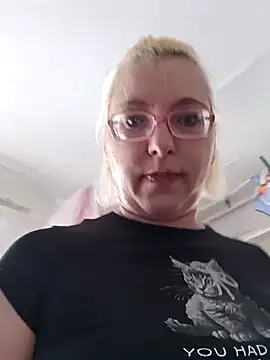 VikaKing online show from April 10, 12:11 pm