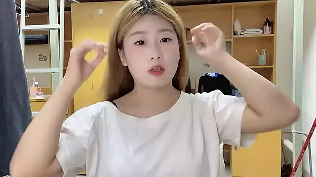 xiaoyan1314 online show from September 9, 12:16 pm