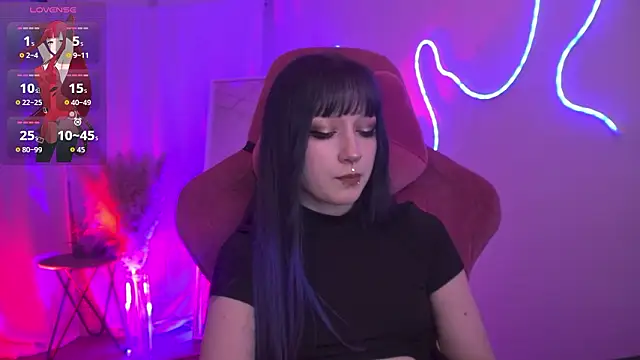 LiliLuna online show from January 14, 4:56 pm