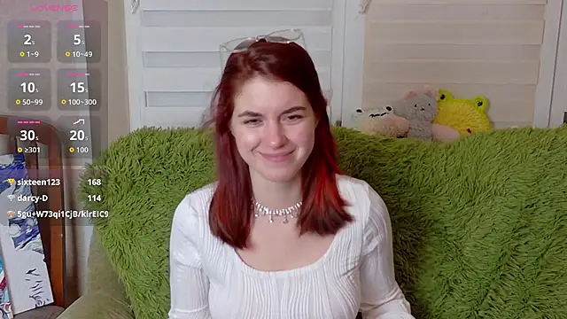 Snapshot of ElzaBlis chatting on October 5, 8:47 pm ElzaBlis online show from October 5, 8:47 pm