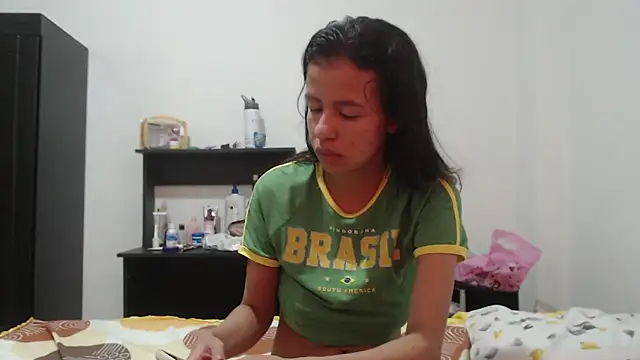 nathaly jones  online show from May 27, 12:13 pm