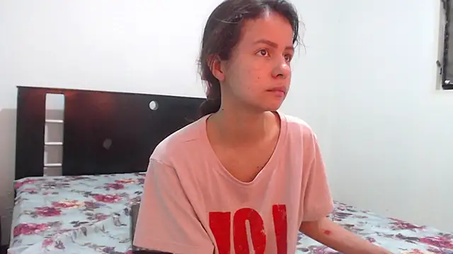 nathaly jones  online show from November 21, 1:02 pm