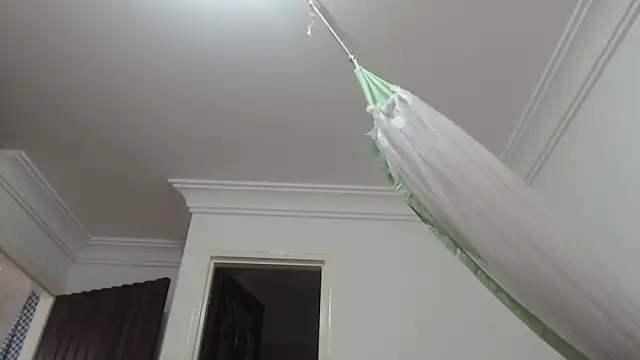 nathaly jones  online show from April 5, 1:54 pm