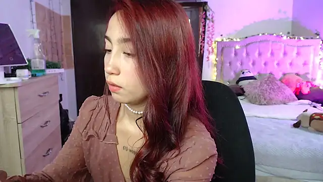 evali16 online show from November 21, 8:33 pm