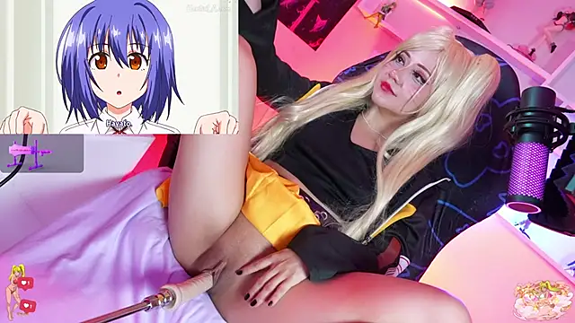 Kira-- online show from November 9, 3:08 pm